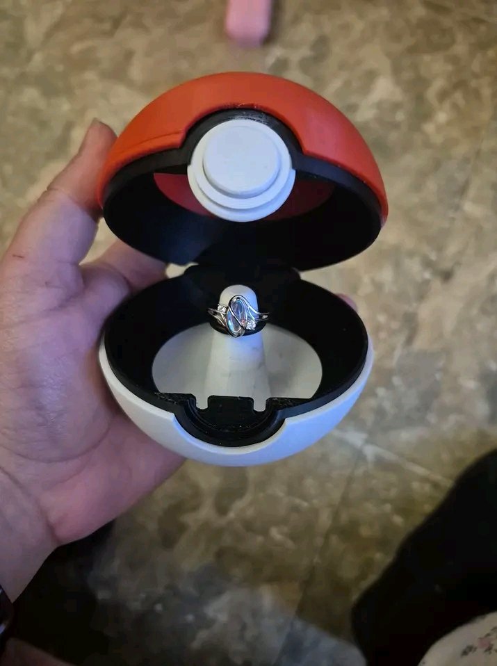 Angel David tweet media