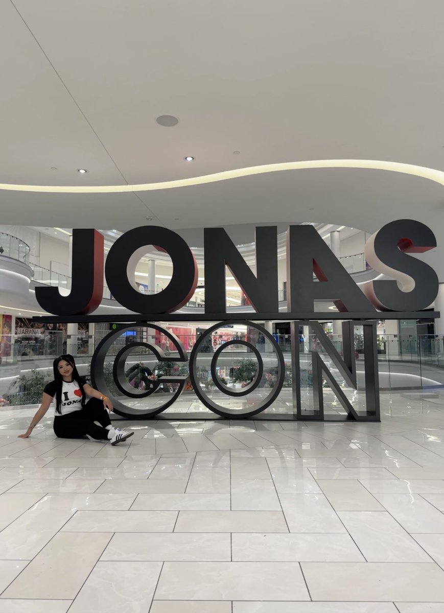 Esmé Nicole 💖🪽 tweet media