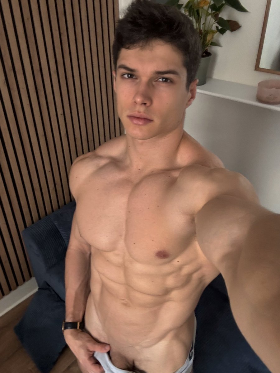 Leo Aesthetic tweet media