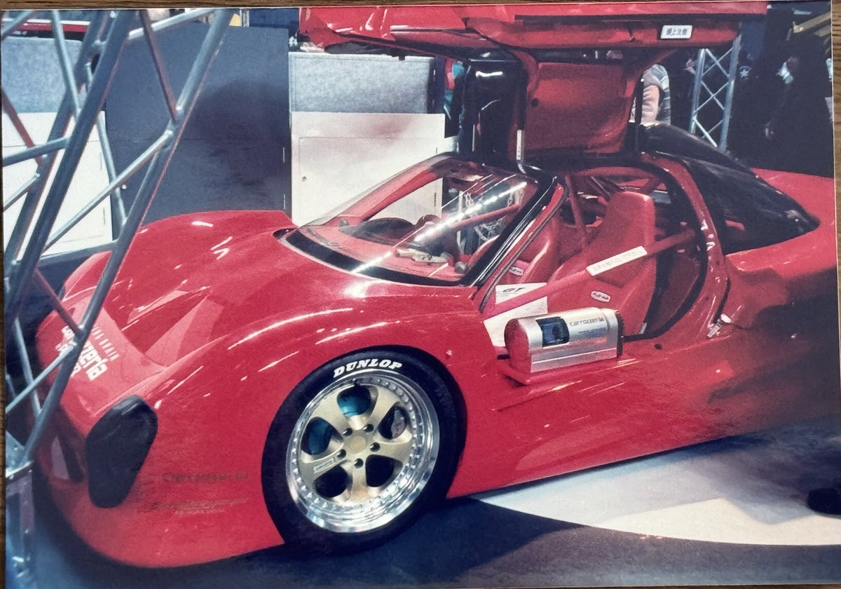 B1G-BLUE tweet media