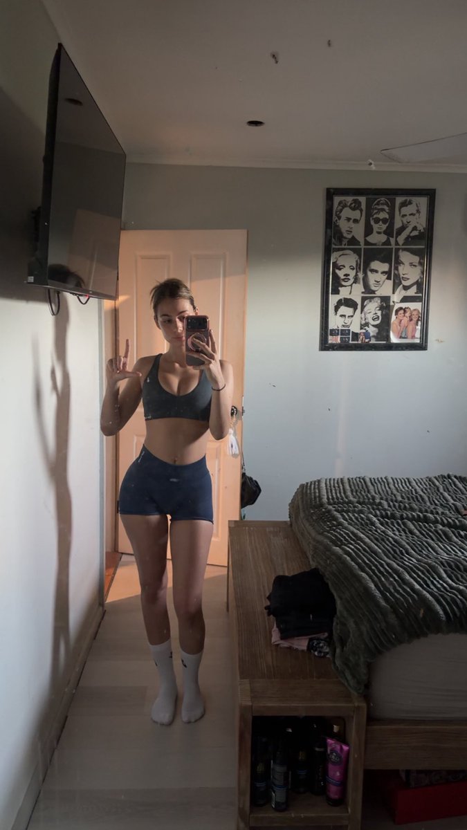 𝑷𝒓𝒊𝒏𝒄𝒆𝒔𝒔 𝑪𝒂𝒏𝒅𝒚 tweet media