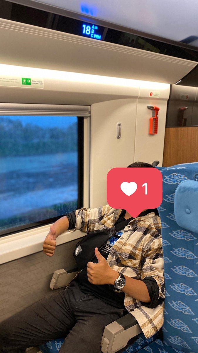 MixueEnak tweet media