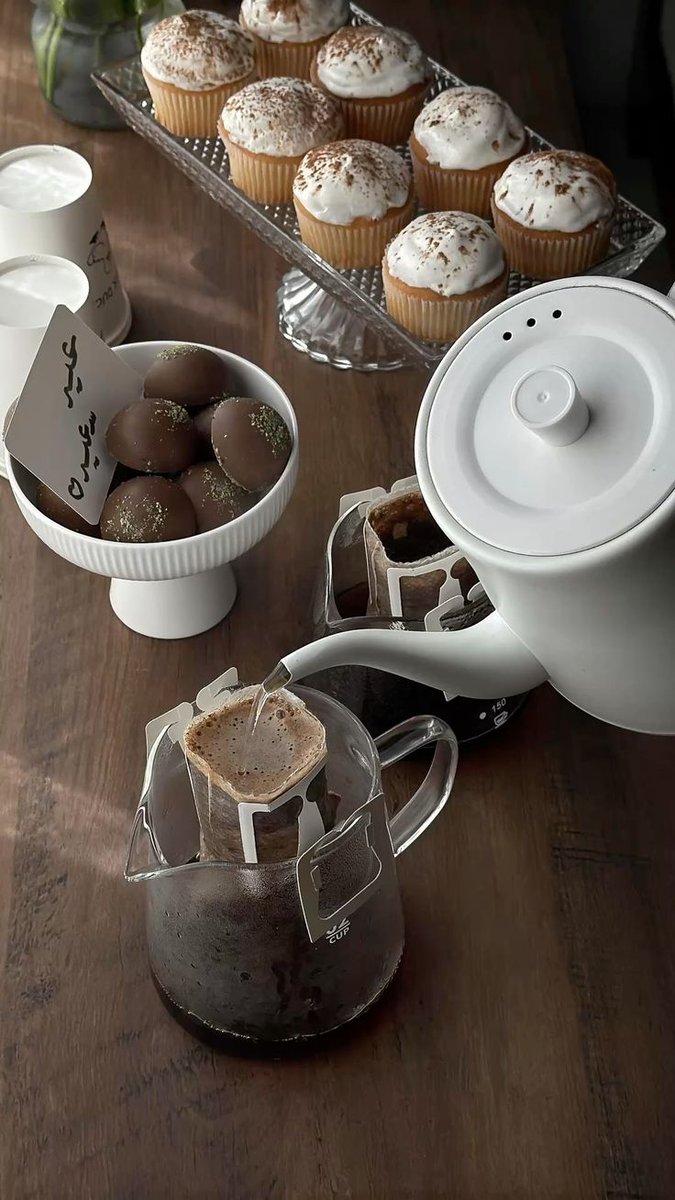 ..🍒مـوگــا tweet media