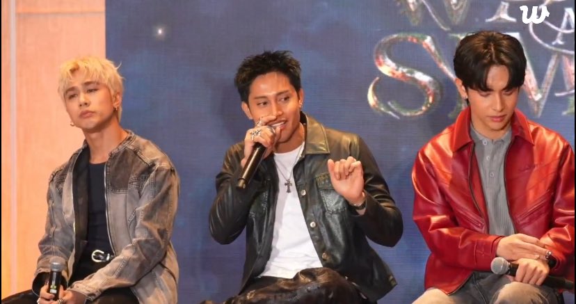 𝐚𝐞; tweet media