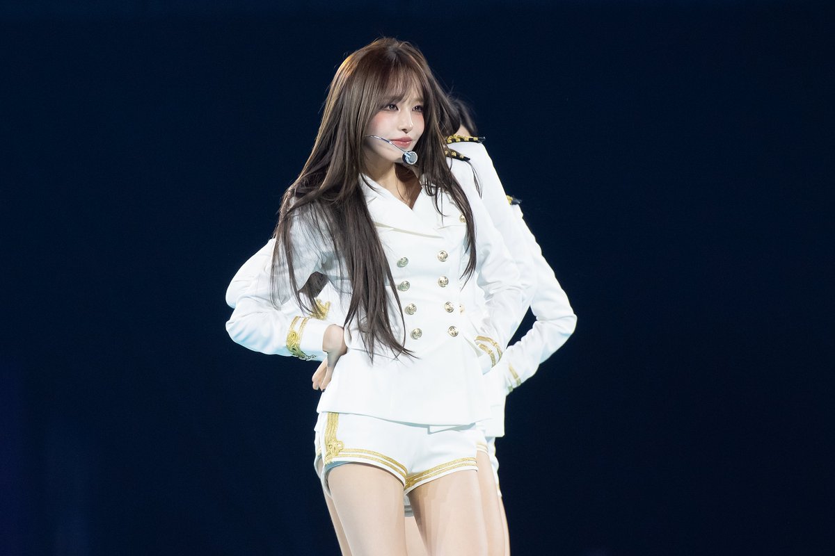 deuxistsh tweet media