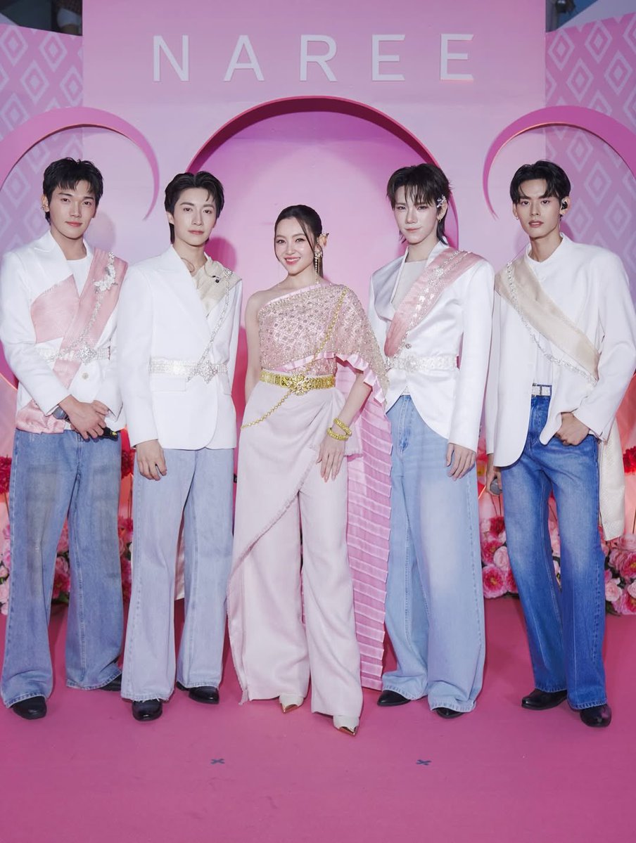 Bellaclub_pantip tweet media