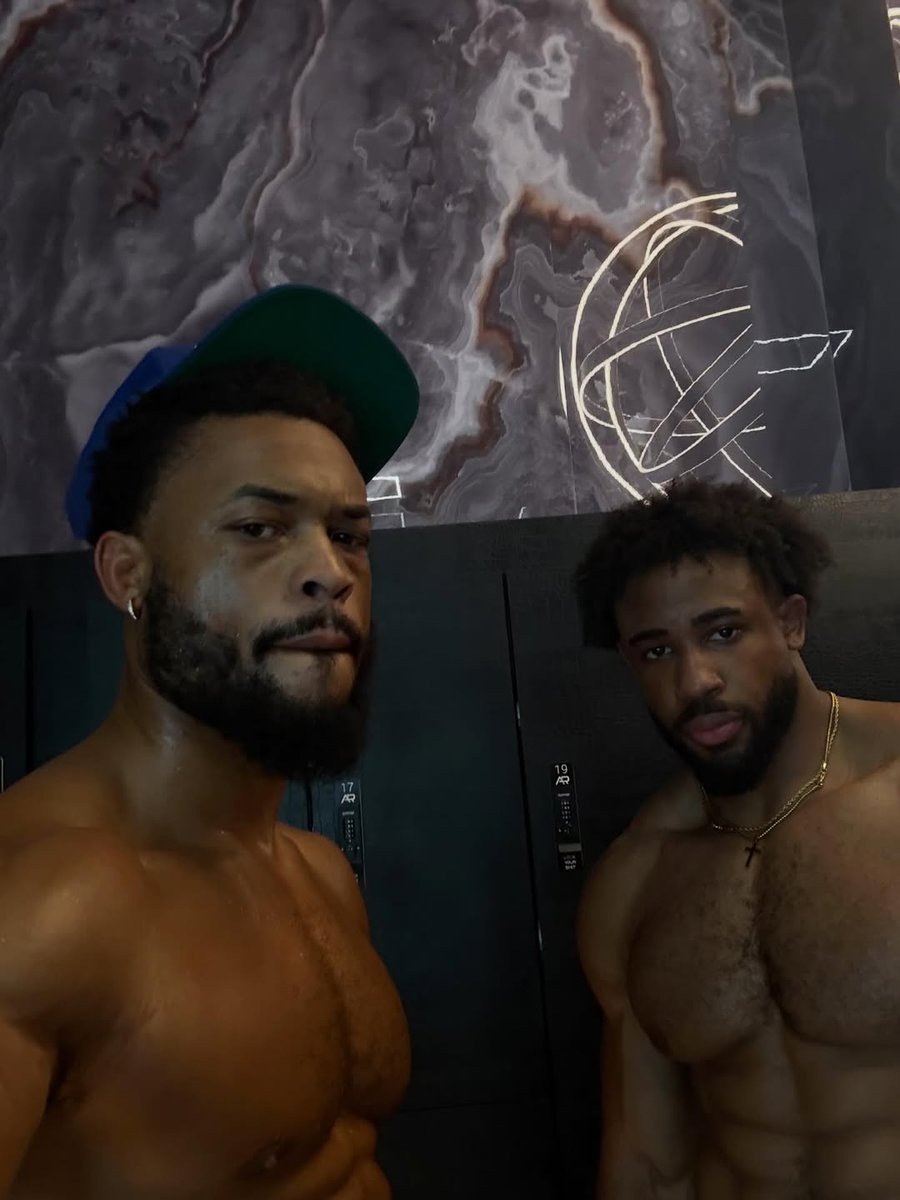 You gonna need both hands to workout with us