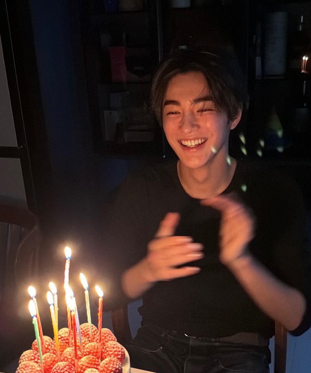 asha ✮ tweet media