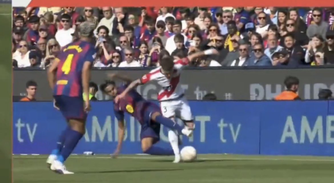 ᴍᴀɴᴜ. tweet media