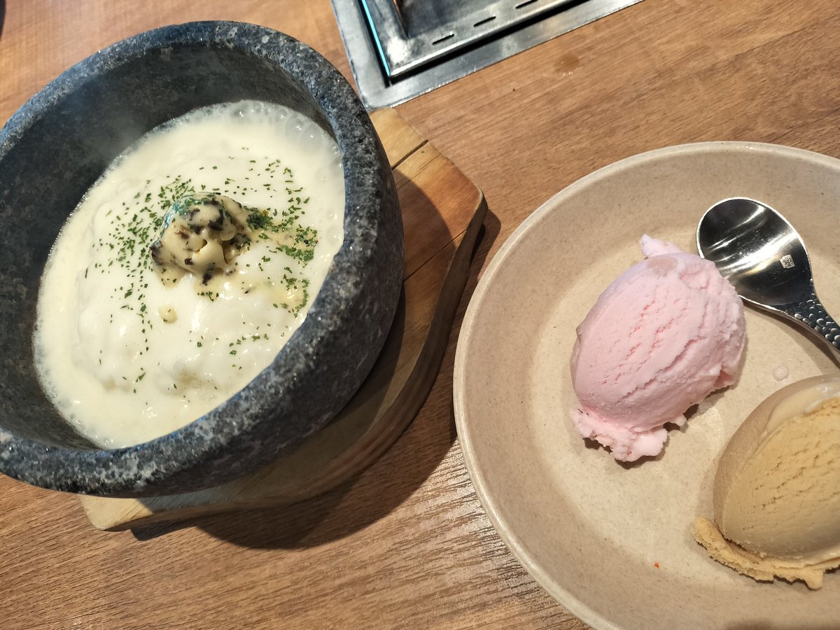 上原麦ヾ(+麦+)ﾉ゛ tweet media