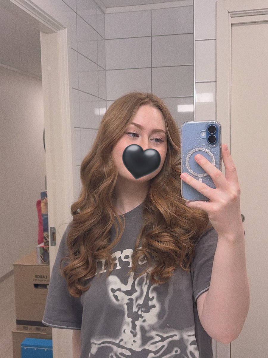 ˗ˋˏ⚡️‧₊˚༄ K I M tweet media