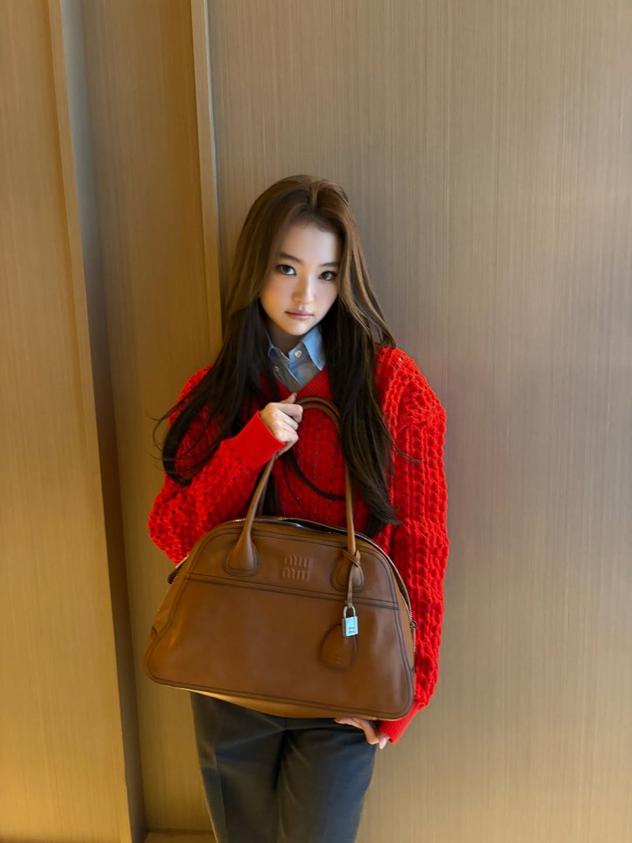 Ella Global tweet media