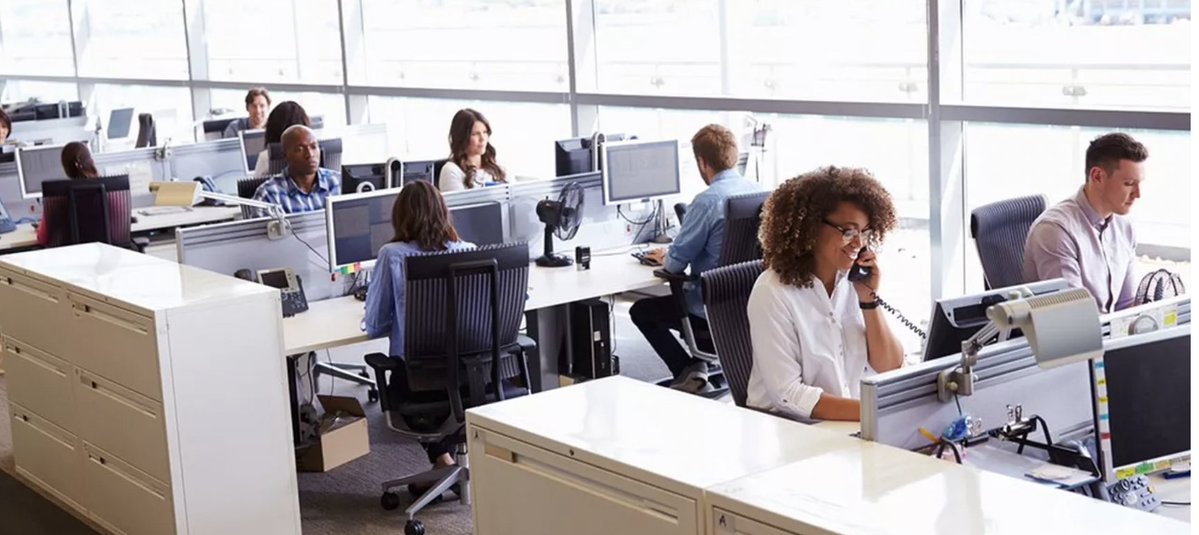 On y est !!! Droit, comptabilité, presse, programmation, finance...jusqu'ici épargnés par l' #IA, sont en première ligne. 
Paris pourrait perdre 1 emploi sur 5. 
#Etude <a href="/coface/">Coface Group</a>  <a href="/ObsNumerique/">Observatoire Numérique</a> 
➡️urlr.me/bhrS6e <a href="/LesEchos/">Les Echos</a>