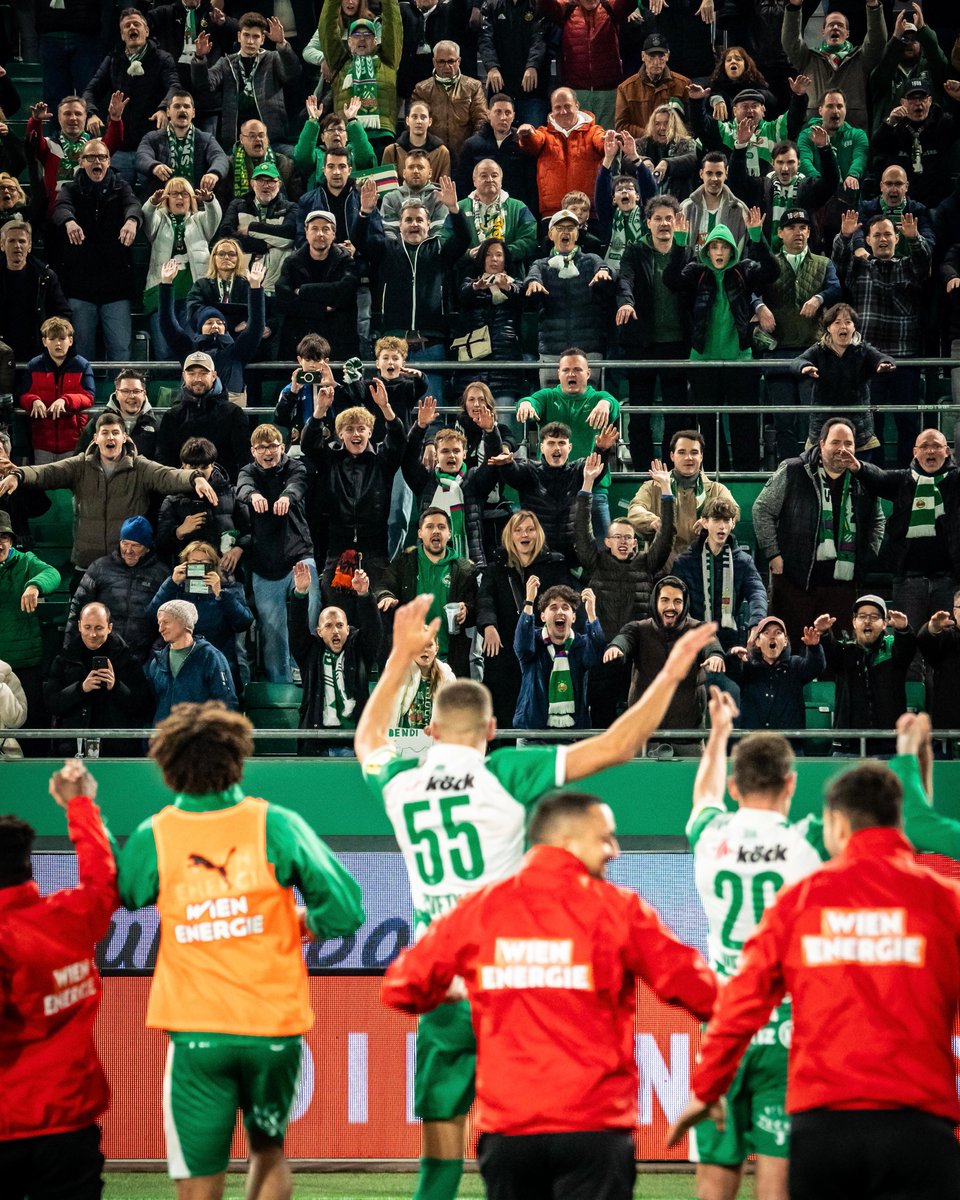 skrapid's tweet photo. Schönen Wochenstart, liebe Rapidlerinnen und Rapidler! 💚
📰 https://t.co/0wCjenAGdQ
#SCRASK #SCR2026 https://t.co/Nw7eW0W7IG