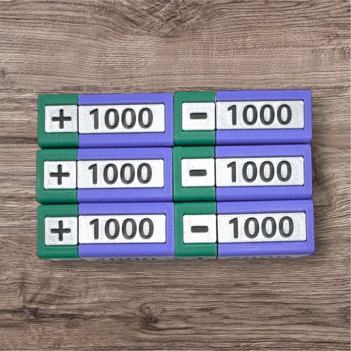 りらくま tweet media