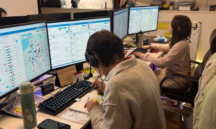 COMmmmONS tweet media