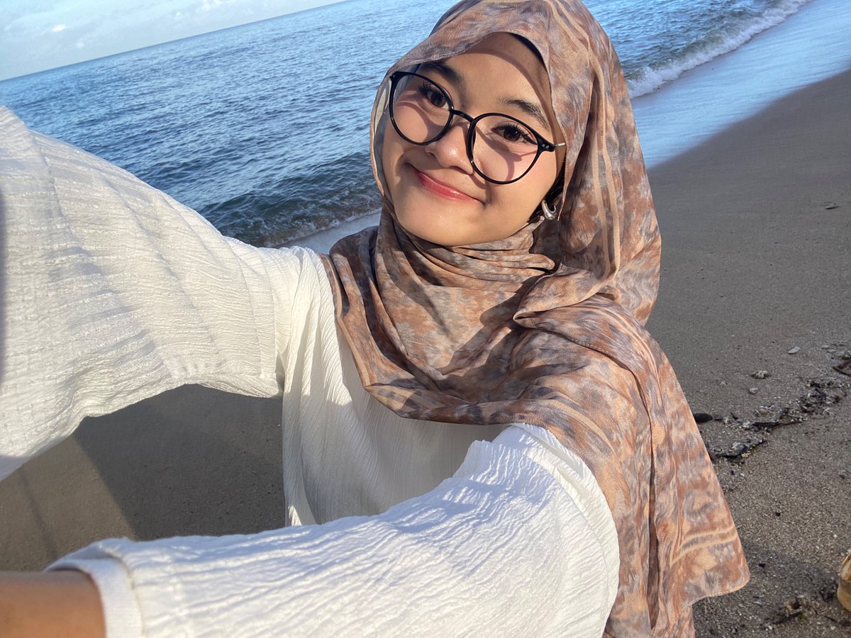 s e r a ♡ tweet media