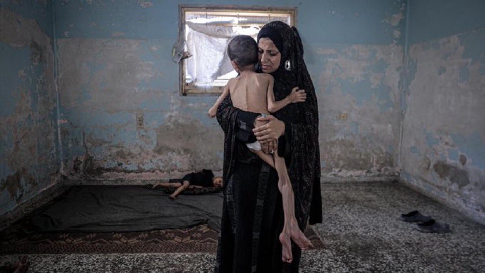 Help_Mazlum2's tweet photo. Gazze'nin yok oluşunu görmeyen gözden, 
Gazze'nin feryadını işitmeyen kulaktan,
Gazze'nin acısını hissetmeyen kalpten Allah'a sığınırım...🤲

#GazzeİçinHareketeGeç yazıyoruz https://t.co/9vfJZfFmba