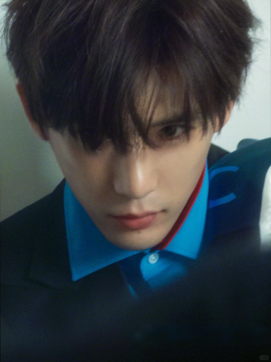 gleambuss's tweet photo. 260323 Wang Anyu studio xiaohongshu update 📸
“⚪️➕🔵➕🟤🟰
No skills, just pure handsomeness”
#WangAnyu #王安宇
#AnotherMan https://t.co/UEF8NePqry