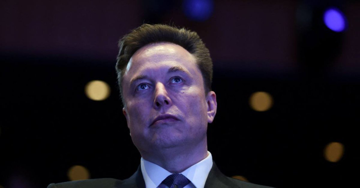 The Tesla SpotLight tweet media