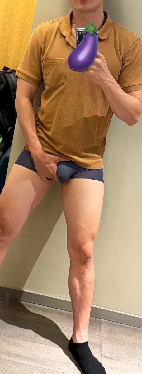 RCTF61's tweet photo. Wanna grab my bulge? https://t.co/pNQDP45qYc