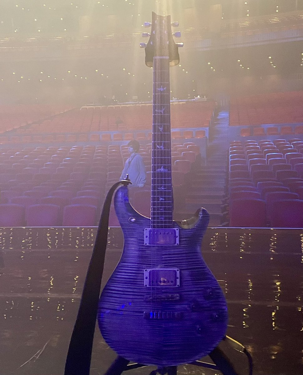 tasuku_tohyama's tweet photo. ポルノグラフィティ 
「20thライヴサーキット“水”」

大阪フェスティバルホール

1日目、よろしくお願いします！！

#ポルノグラフィティ https://t.co/rX8sQjsd0A