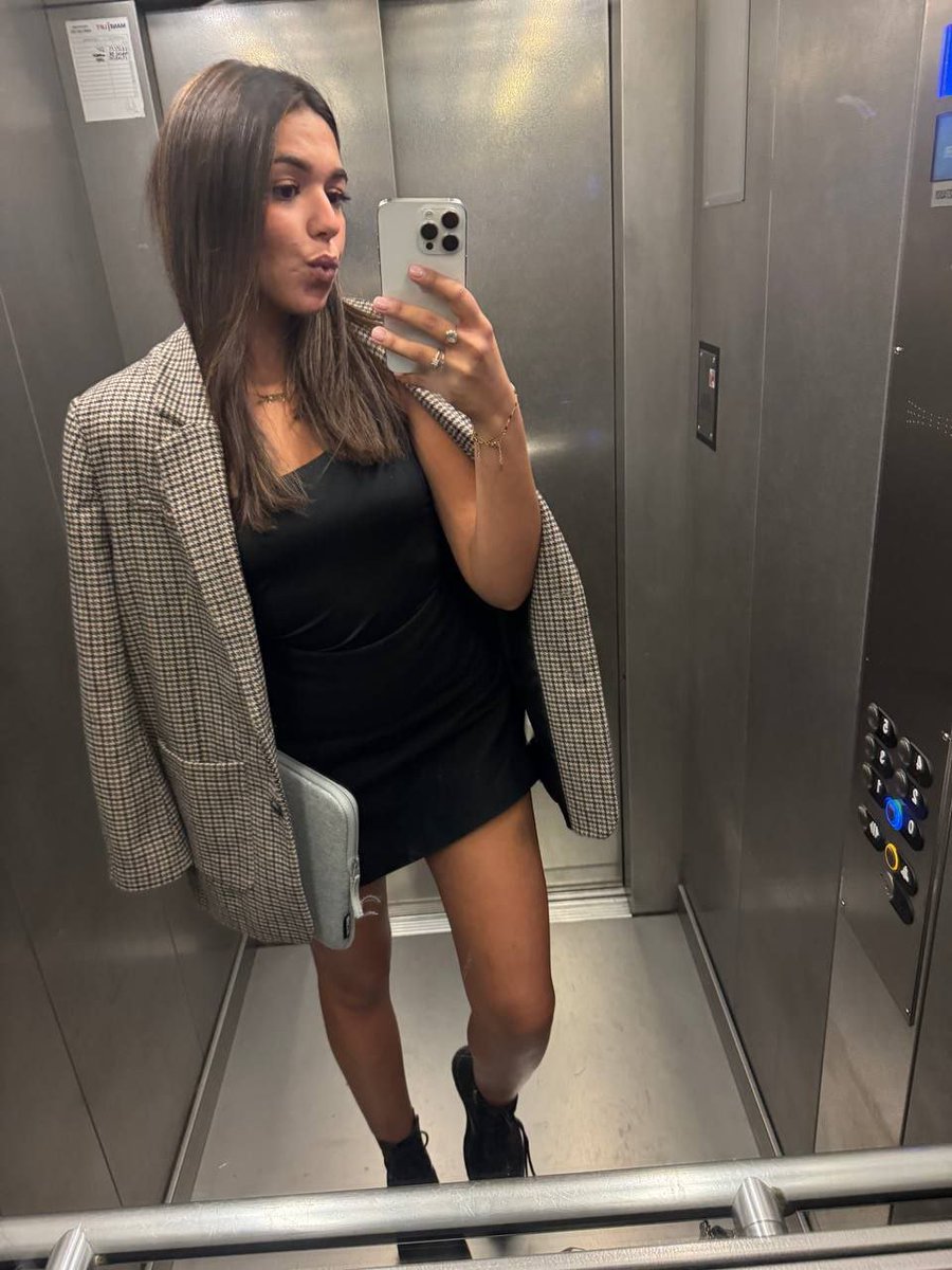 Sara 🇫🇷 tweet media