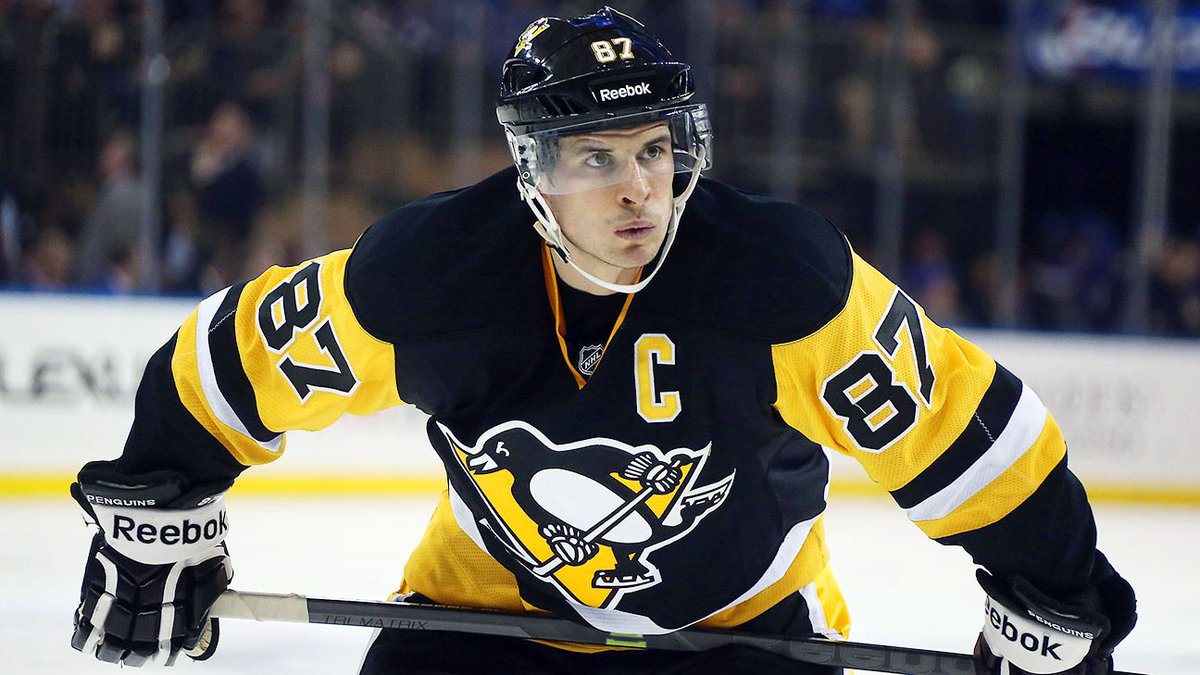 HockeyMaritime's tweet image. Sidney Crosby collected an assist on Pittsburgh's lone goal as the Penguins fell 5-1 against the Carolina Hurricanes.

The legendary Crosby is now only five points shy of tying Steve Yzerman for 7th on the all-time NHL points list.

#LetsGoPens #Crosby #NovaScotia #HockeyX