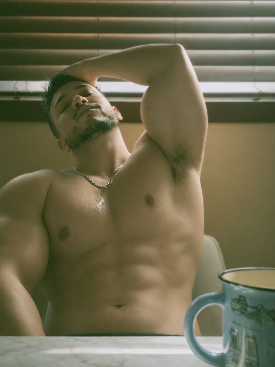gaybitchyqueen's tweet photo. https://t.co/j7KXvWQmQi