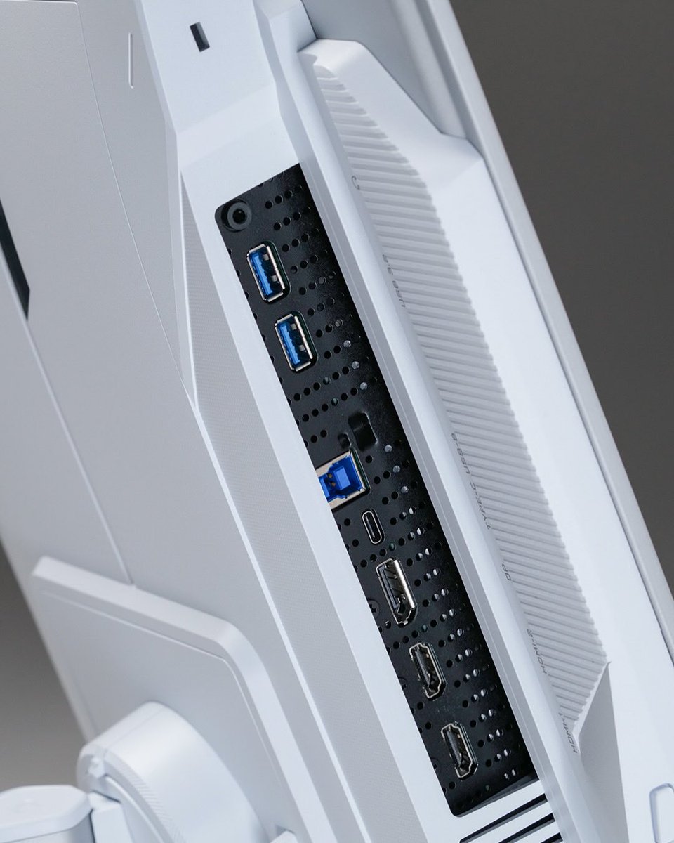 GIGABYTE_DE's tweet image. GIGABYTE AORUS AERO GiMATE AI TOP GAMING POWER 😎

GIGABYTE #MO27Q2A ICE OLED Gaming Monitor

Dank an 💘🛠📸🎥💻: @ aorus_sg

#AORUS #GIGABYTE #oled #pcgaming