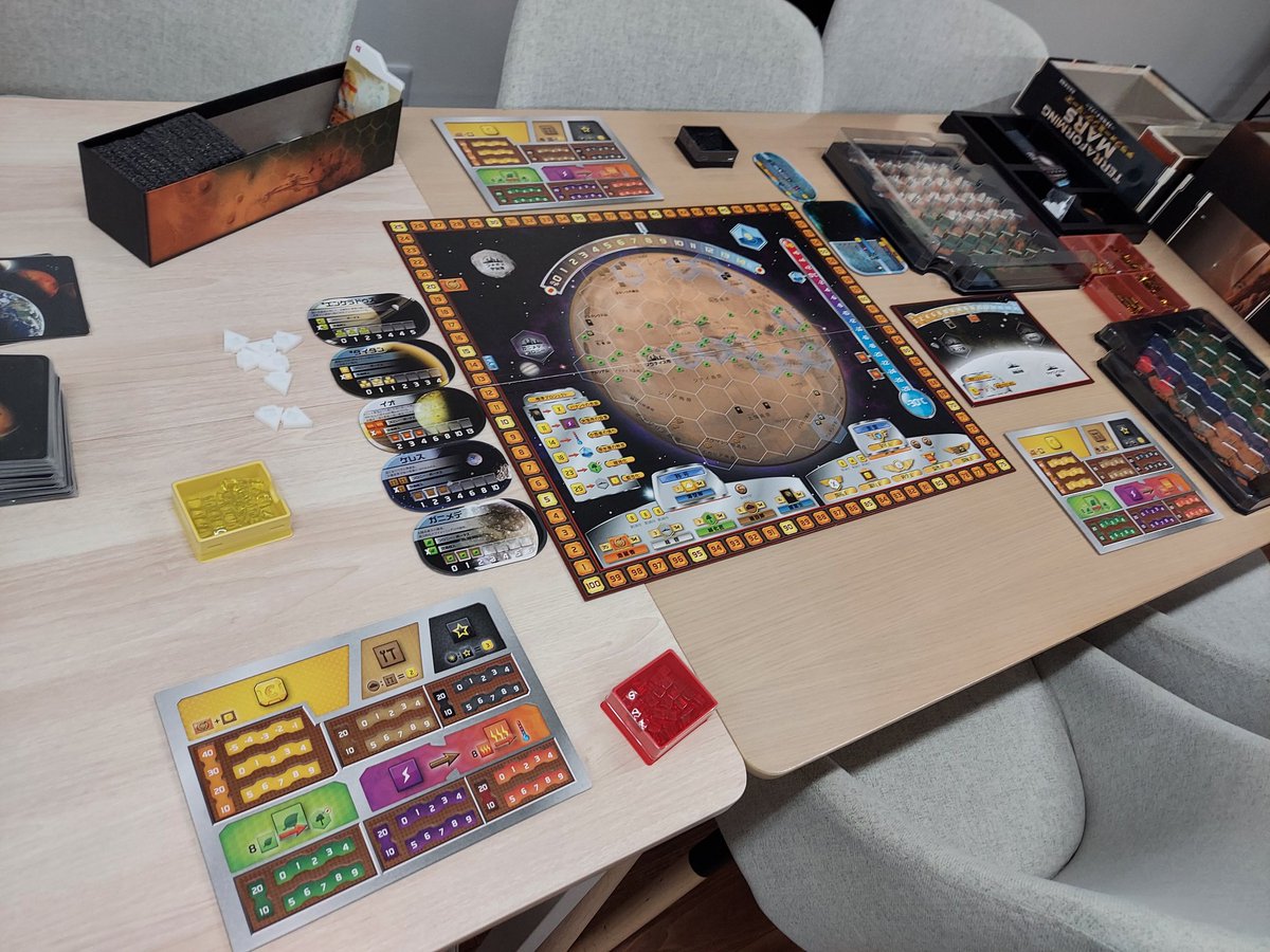 ボードゲームカフェ Spla tweet media