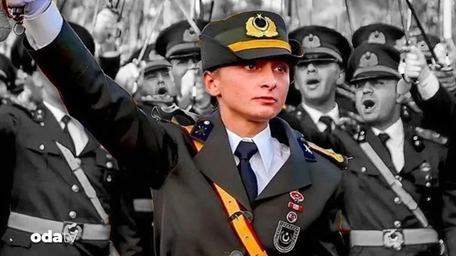 ADALET Mİ, ÇİFTE STANDART MI?
   Atatürk’e sahip çıkan, devre birincisi, disiplin abidesi bir teğmen olan Ebru’nun idare mahkemesi başvurusunun reddedilmesi; hukuk adına izahı zor, vicdanlarda karşılığı olmayan bir karardır.
   Kılıç çatılarak okunan and, Anayasa’nın ilk üç