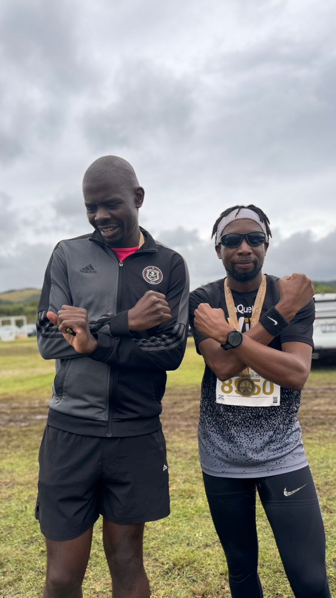 A full-time football and part-time runner finished a marathon in good time. Rain or no rain we run.
My best Marathon ever.  #JohannesburgMarathon #IPaintedMyRun #TrapnLos
#Redskippa