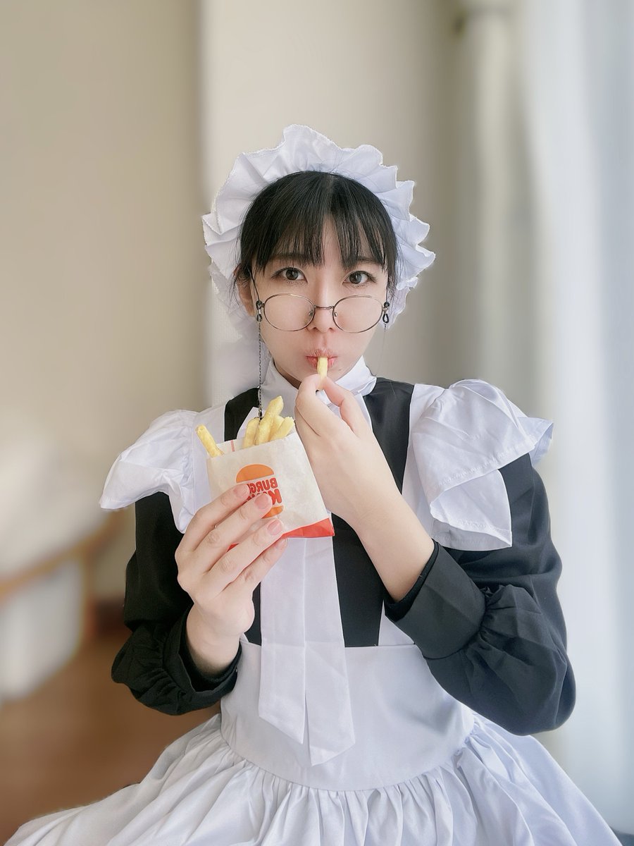 慈雨📎4/5Parallel撮影会、5/9横浜メイド博覧会 tweet media