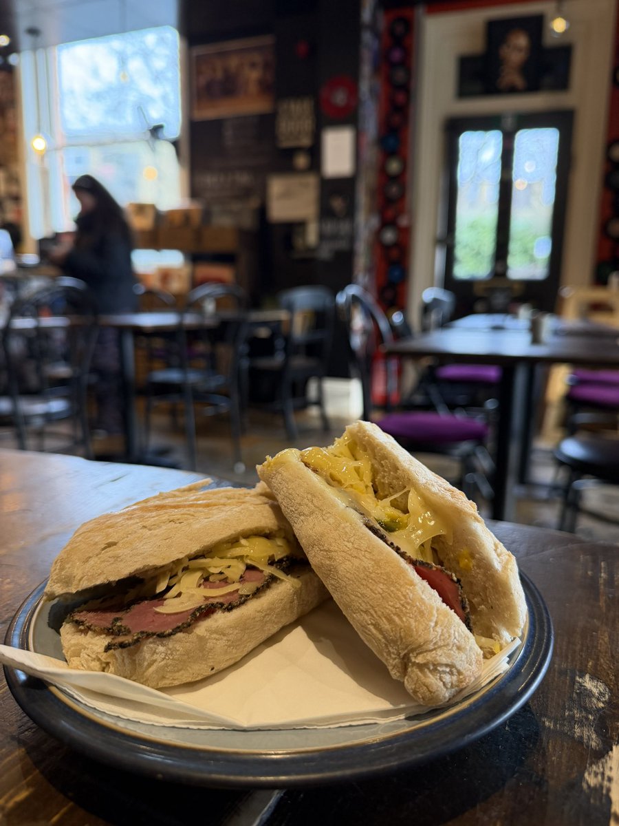 Alastair Hilton tweet media