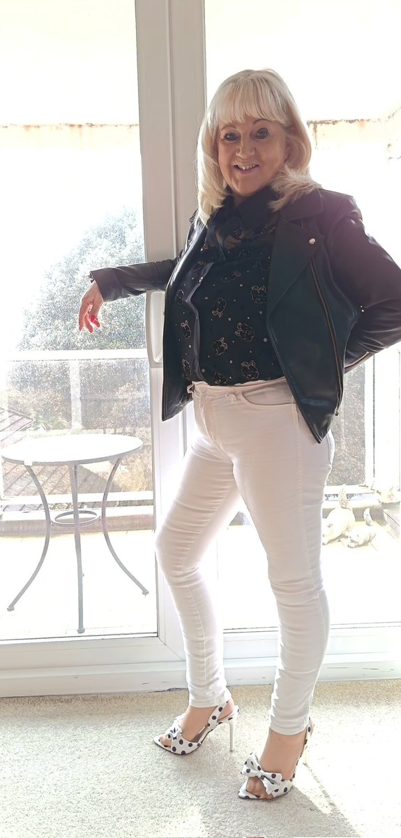 Katie Wish tweet media