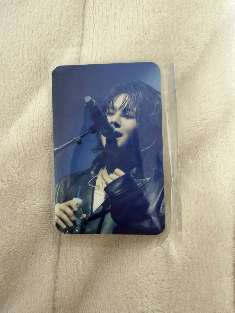 Lexee 👽 tweet media