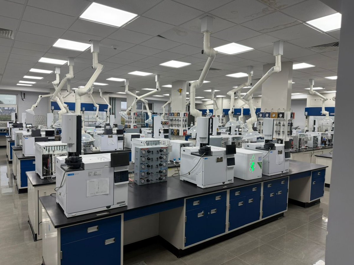 AKEZA Burundi tweet media