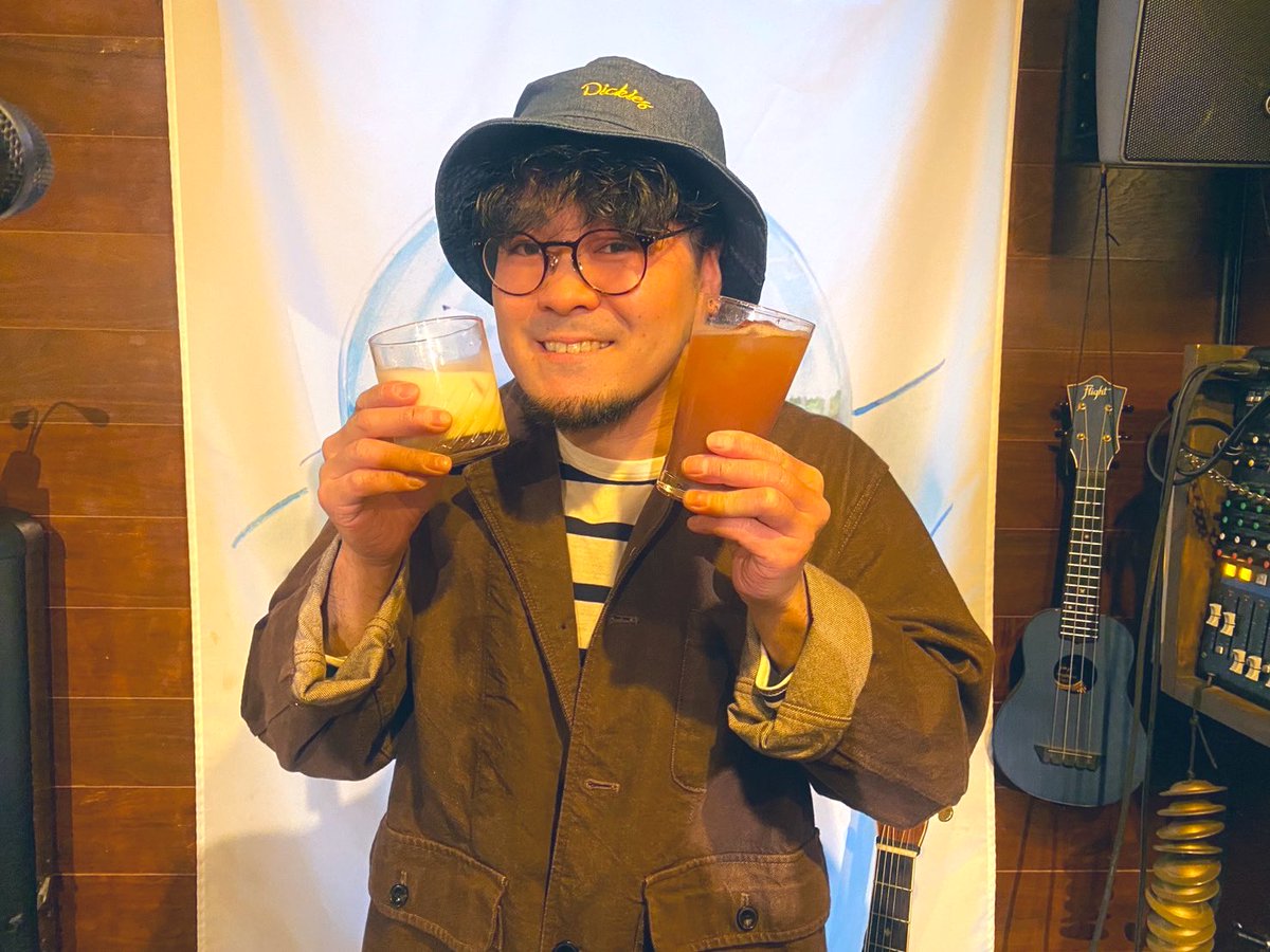 本日大山たかひろワンマンライブ！
浦安Sea gullさんにて19時からです！
まだ少しお席ありますよー！

オリジナルカクテル
『春茜』
（アルコール右）

『ハッピーハッピーココナッツ』
（ノンアル左）

もございますよぅ！
どちらもめちゃくちゃおいしいよ🥃🌸
よろしくお願いしまっす！！