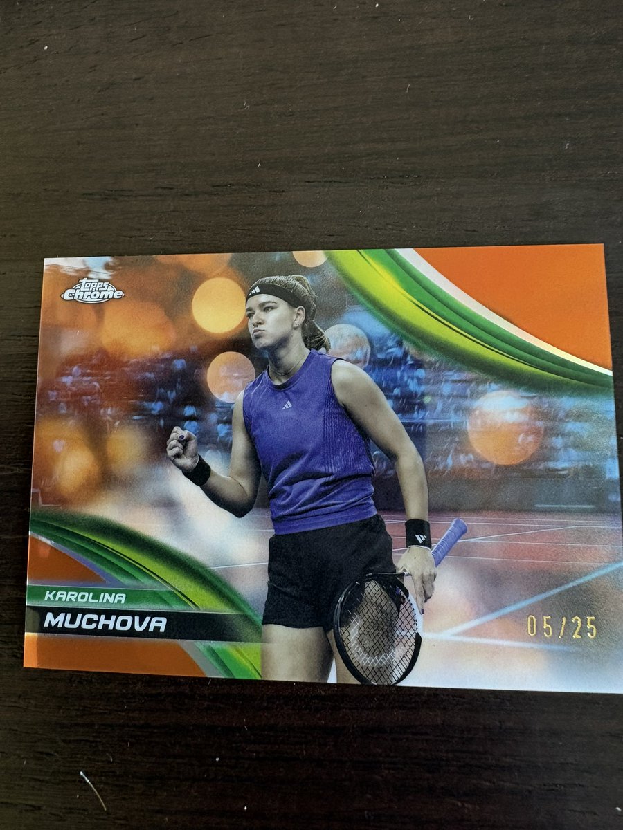 PAsg8's tweet photo. @Gylbret @TCS31000 Pas de TCS ici mais toujours du tennis avec un peu de Chrome 25 et du Graphite 24 https://t.co/xt3NWQM5NM