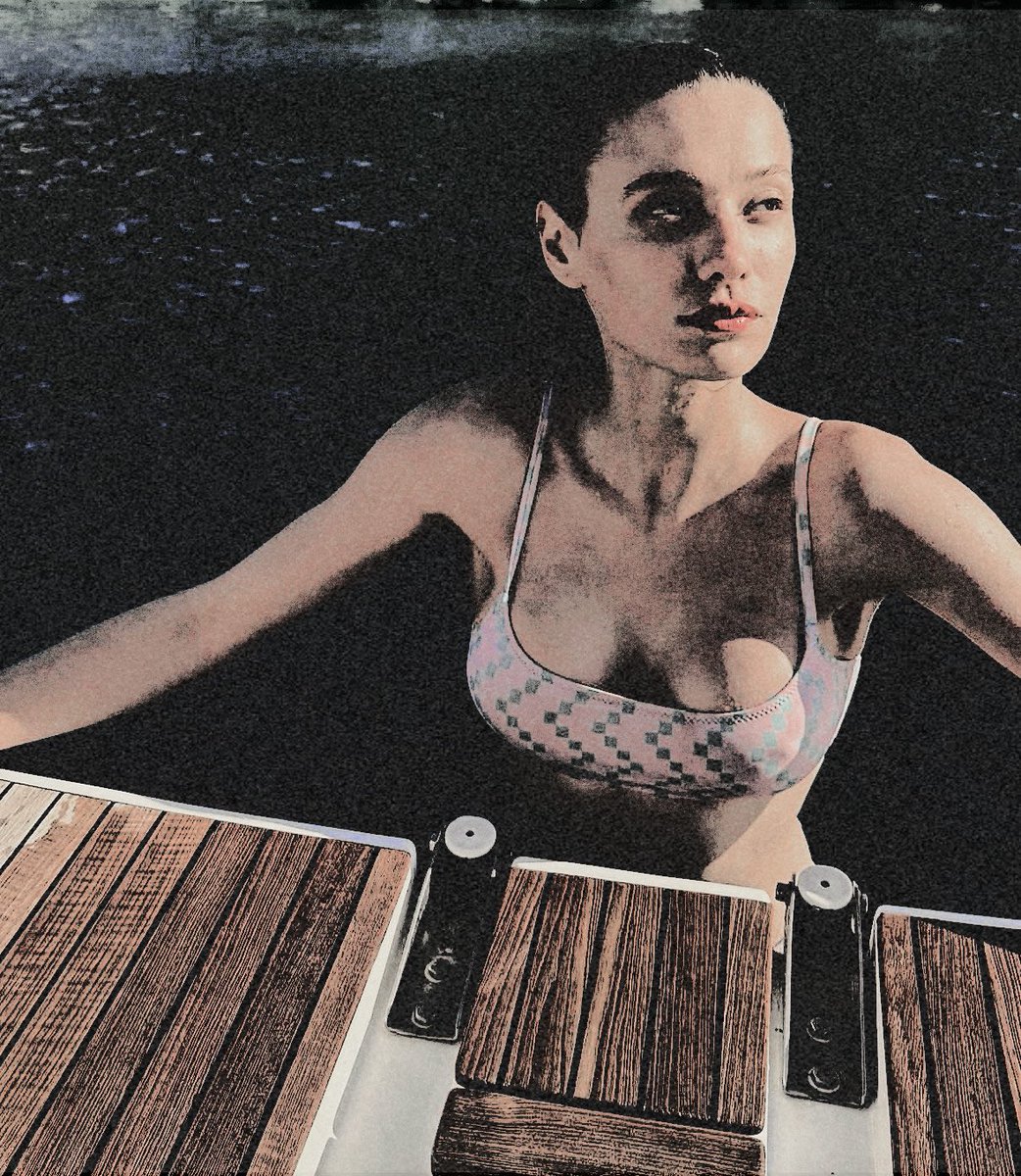 ️️ ️️ ️️ 𝐟𝐞𝐥𝐢𝐜𝐢𝐚.⸍ tweet media