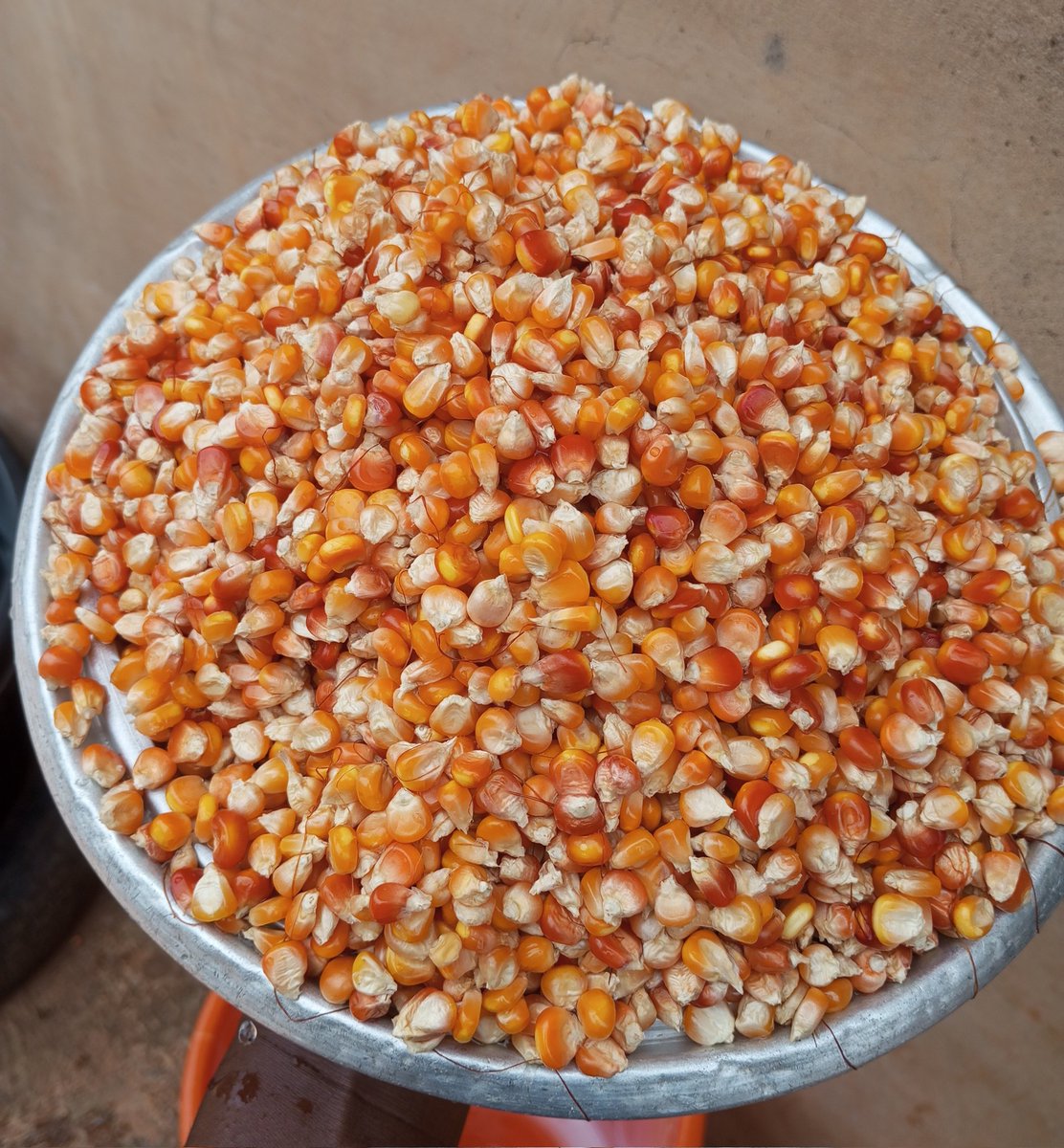 QUBRAH11's tweet image. Dear Valued Customers 😇

We wish to inform you that there will be a slight increase in the price of our fresh #PAP #AKAMU #OGI 
 This adjustment is due to the recent rise in fuel costs, which has directly impacted the cost of grinding grains.
We remain committed to providing you