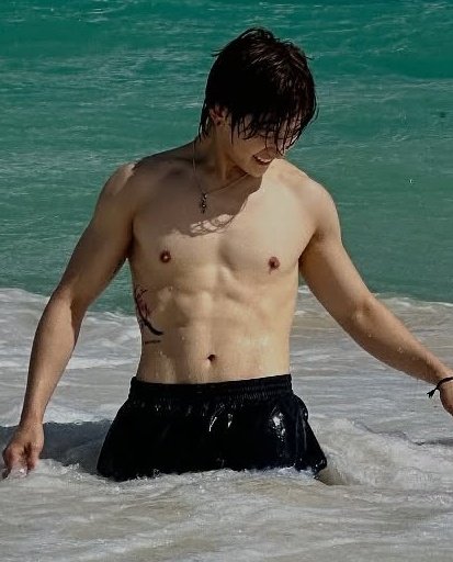 zerobaseone's seok matthew.