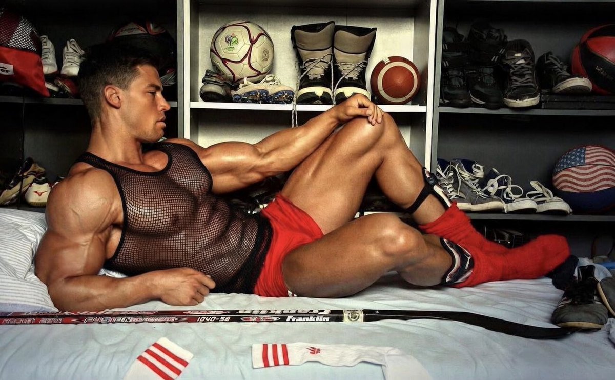 Kris Evans / Csaba Szigeti tweet media