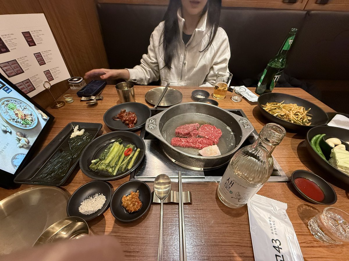 天青色等烟雨 tweet media