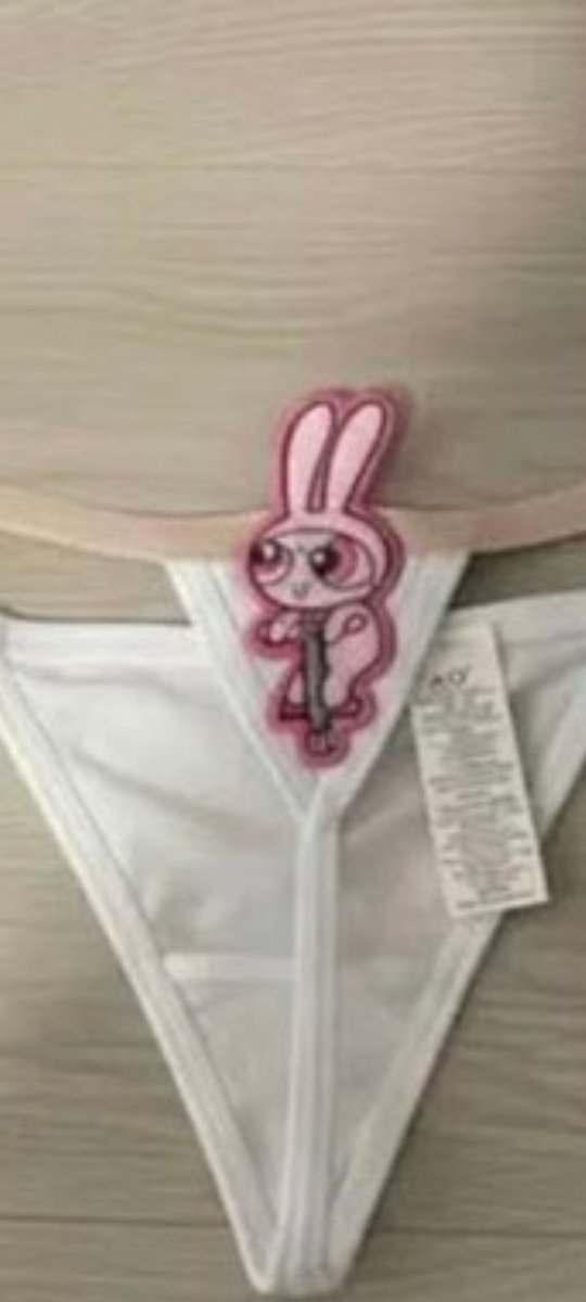 I like this rabbit design 😍😍.. but I don't know where to buy 😞😞