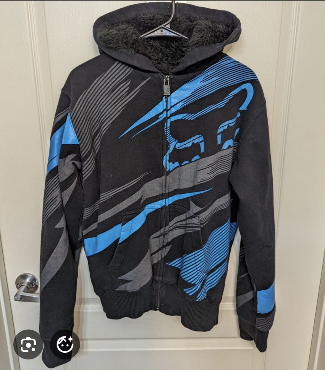 ghostxbean's tweet photo. i lowkey miss these types of #foxracing jackets and wish they’d make a comeback. they were so plush and warm🥹 https://t.co/zIcABc17xk