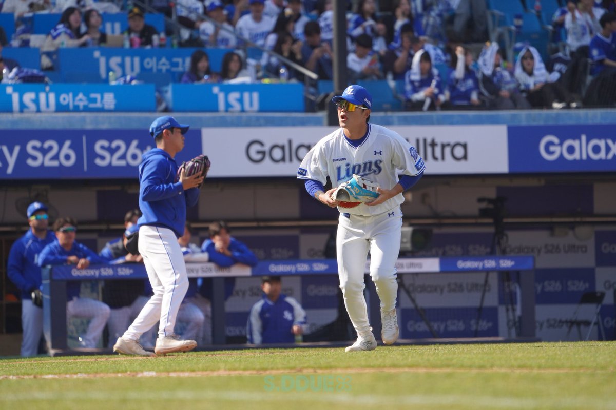 스뜌ꕤ tweet media