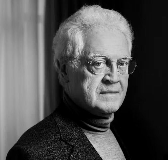 HConwayMouret's tweet photo. Très émue par la disparition de Lionel Jospin ; une figure politique majeure de notre pays qui a concrétisé par l’action de grandes avancées sociales. Sa droiture et son engagement doivent continuer d’inspirer la gauche dont il était l’un des plus fidèles représentants. https://t.co/l21yjceKWY