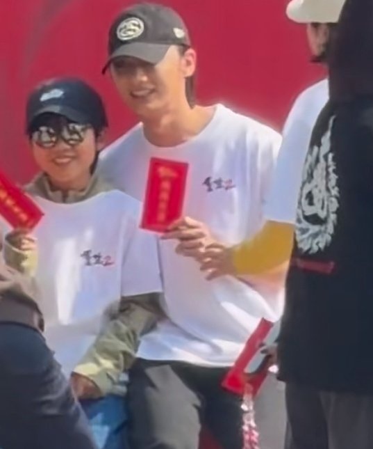 asha :3 ⭐️ tweet media